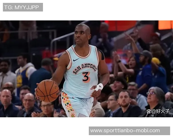 克里斯保罗或将被猛龙裁掉或买断外界普遍关注其未来动向